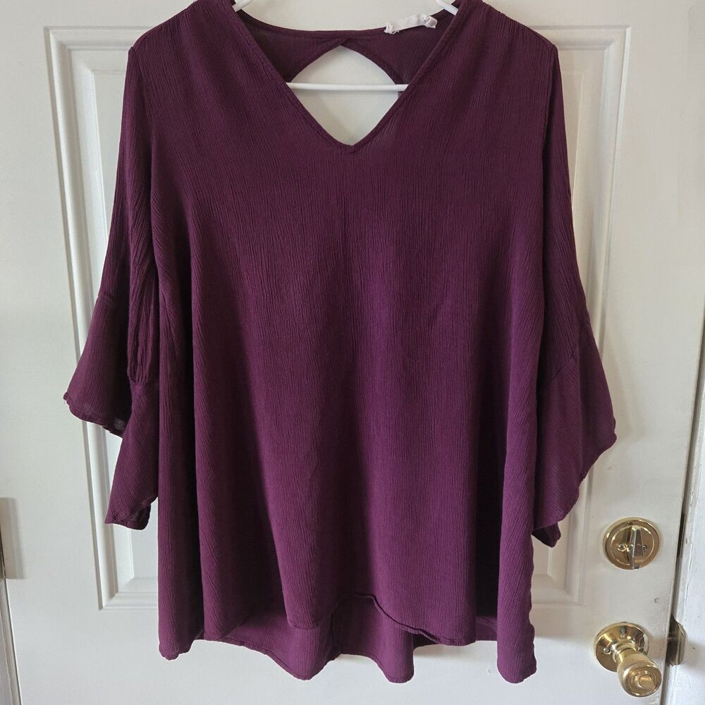 LUSH Women's Top Blouse Size Small Purple Bell Sleeves Crinkle Fabric Boho Chic